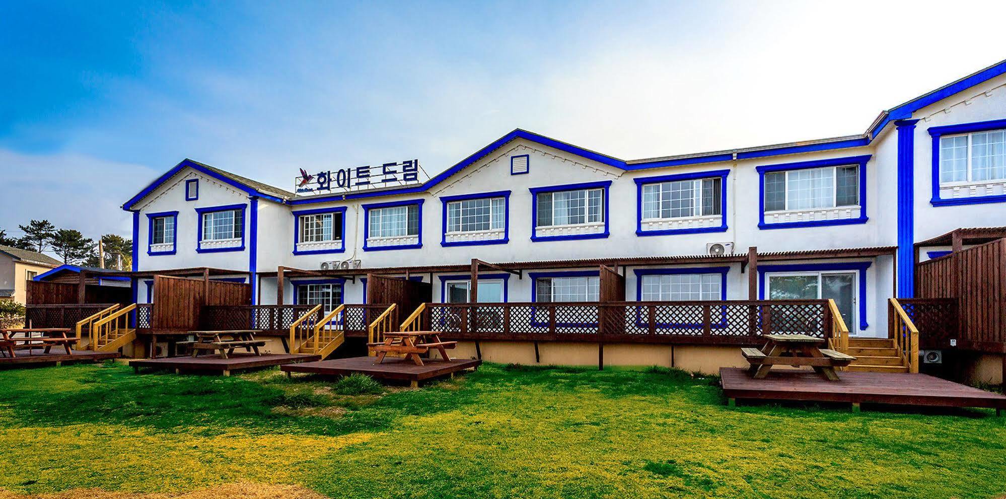 화이트드림 펜션 제주 외부 사진